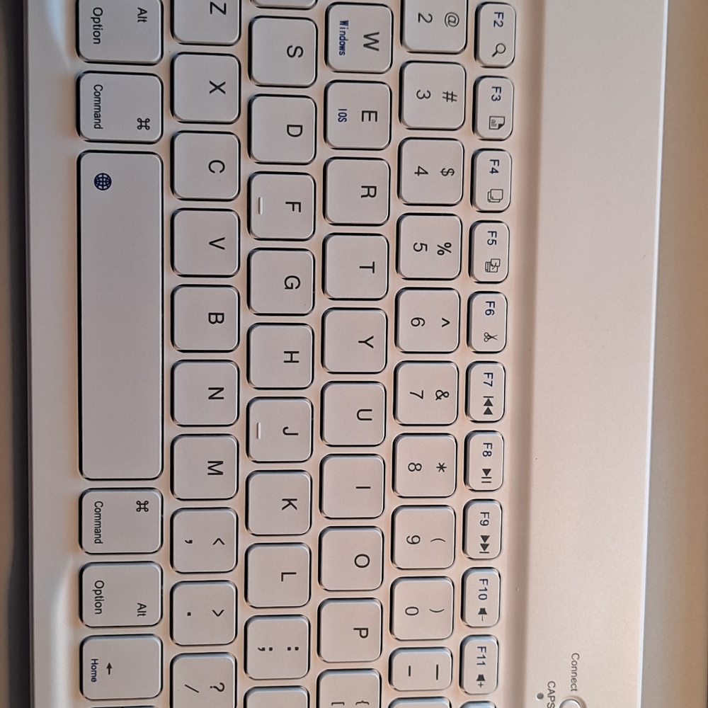 ⌨️ Wireless Keyboard Case - Picture 4 of 12